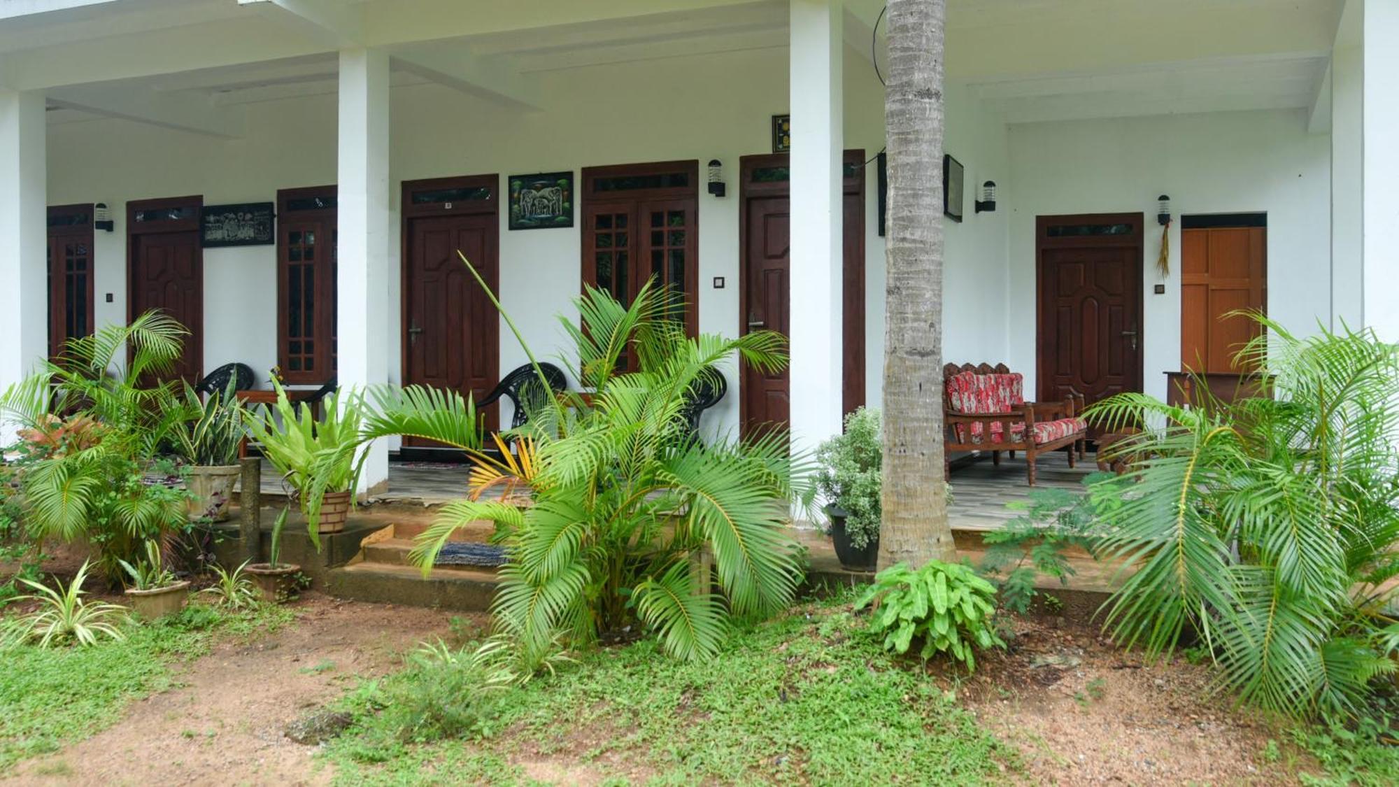 Prem Nadee Homestay Dambulla Buitenkant foto
